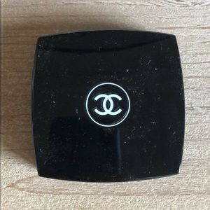Chanel 4 ombre eyeshadow palette - like new